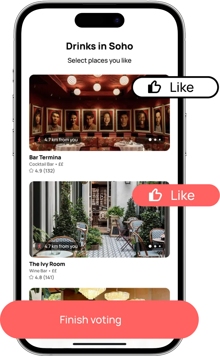 friends choosing a spot in London using the FUSS app